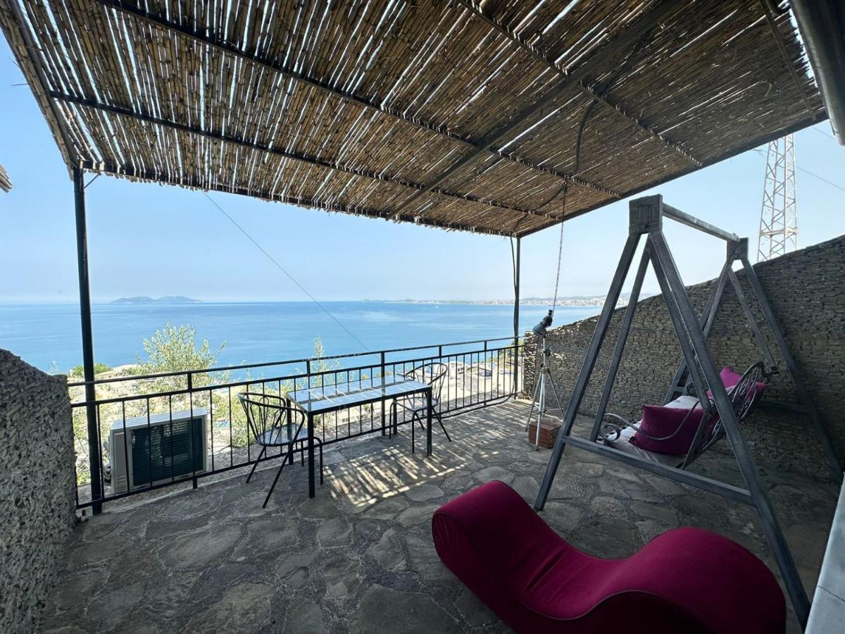 Hotel Vila "Oda E Miqve" Vlorë Esterno foto