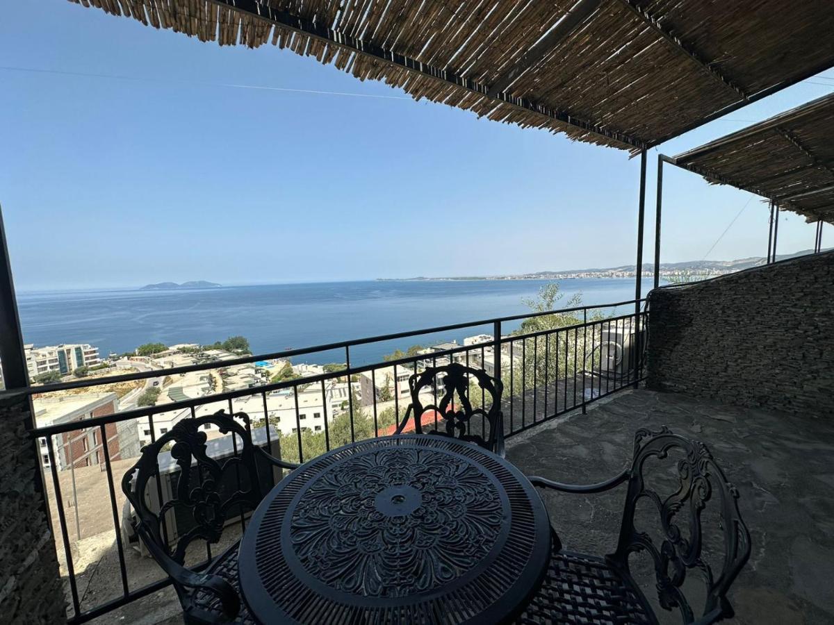 Hotel Vila "Oda E Miqve" Vlorë Esterno foto