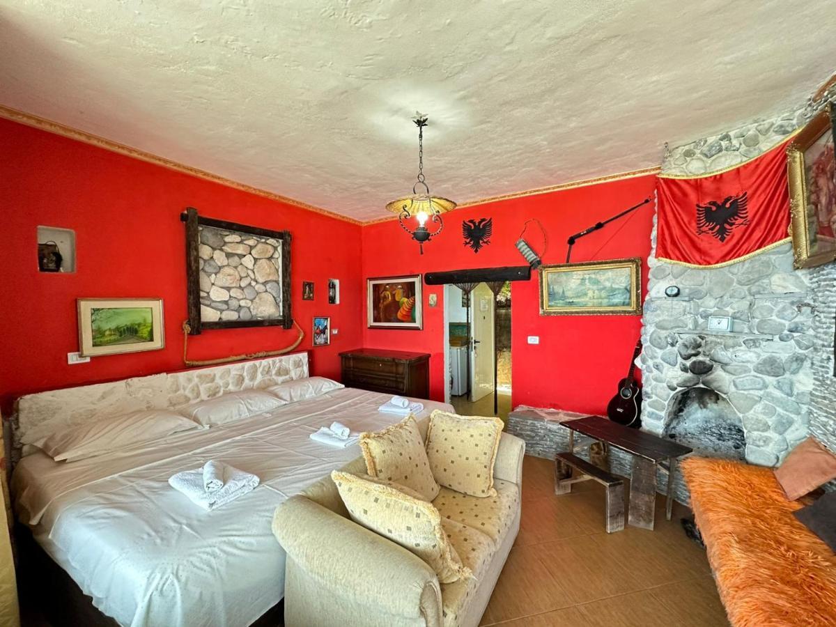 Hotel Vila "Oda E Miqve" Vlorë Esterno foto