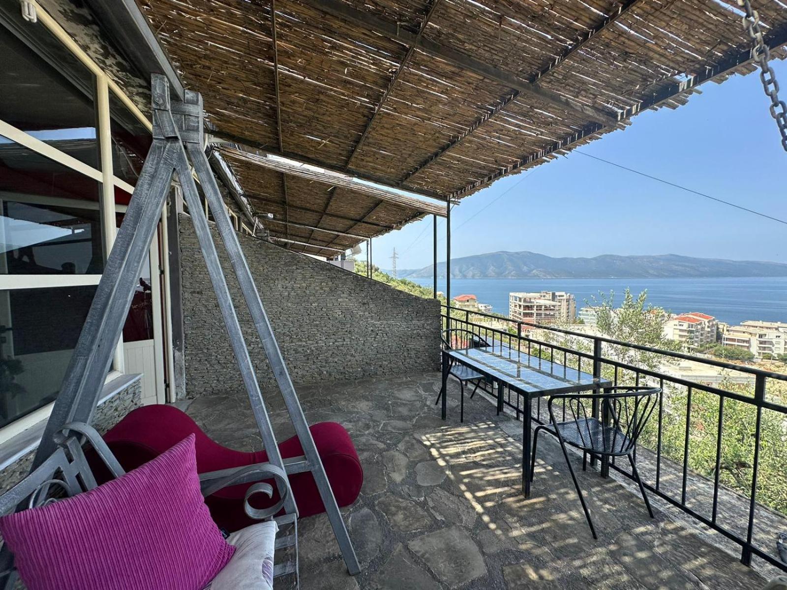 Hotel Vila "Oda E Miqve" Vlorë Esterno foto