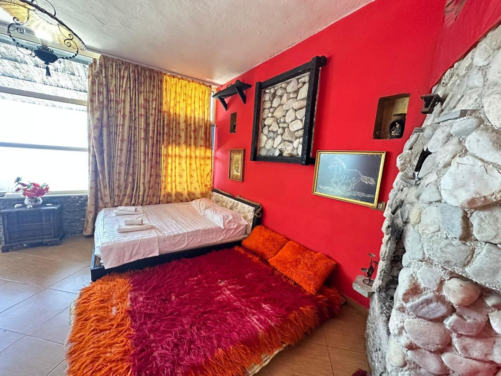Hotel Vila "Oda E Miqve" Vlorë Esterno foto