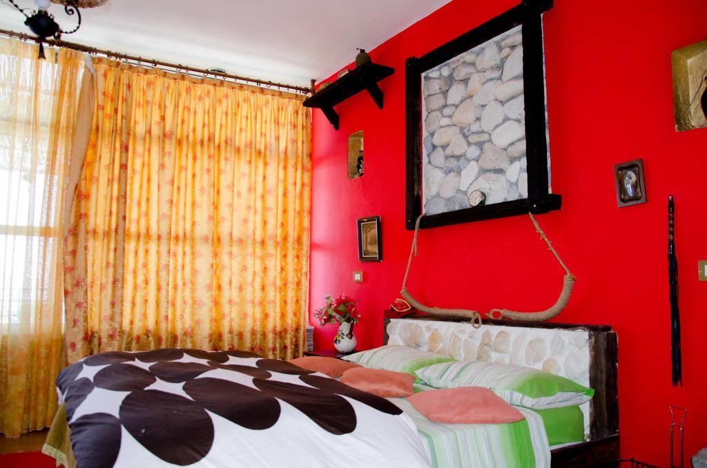 Hotel Vila "Oda E Miqve" Vlorë Esterno foto