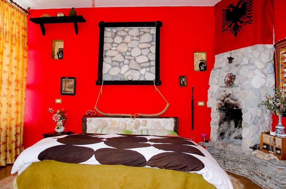 Hotel Vila "Oda E Miqve" Vlorë Esterno foto